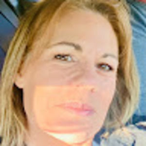 Meet your Posher, Alisa